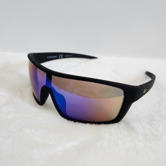 FOSTER Grant Black Rubberized Mirrored Polorized Wrap Around Sunglasses Unisex - Picture 11 of 13
